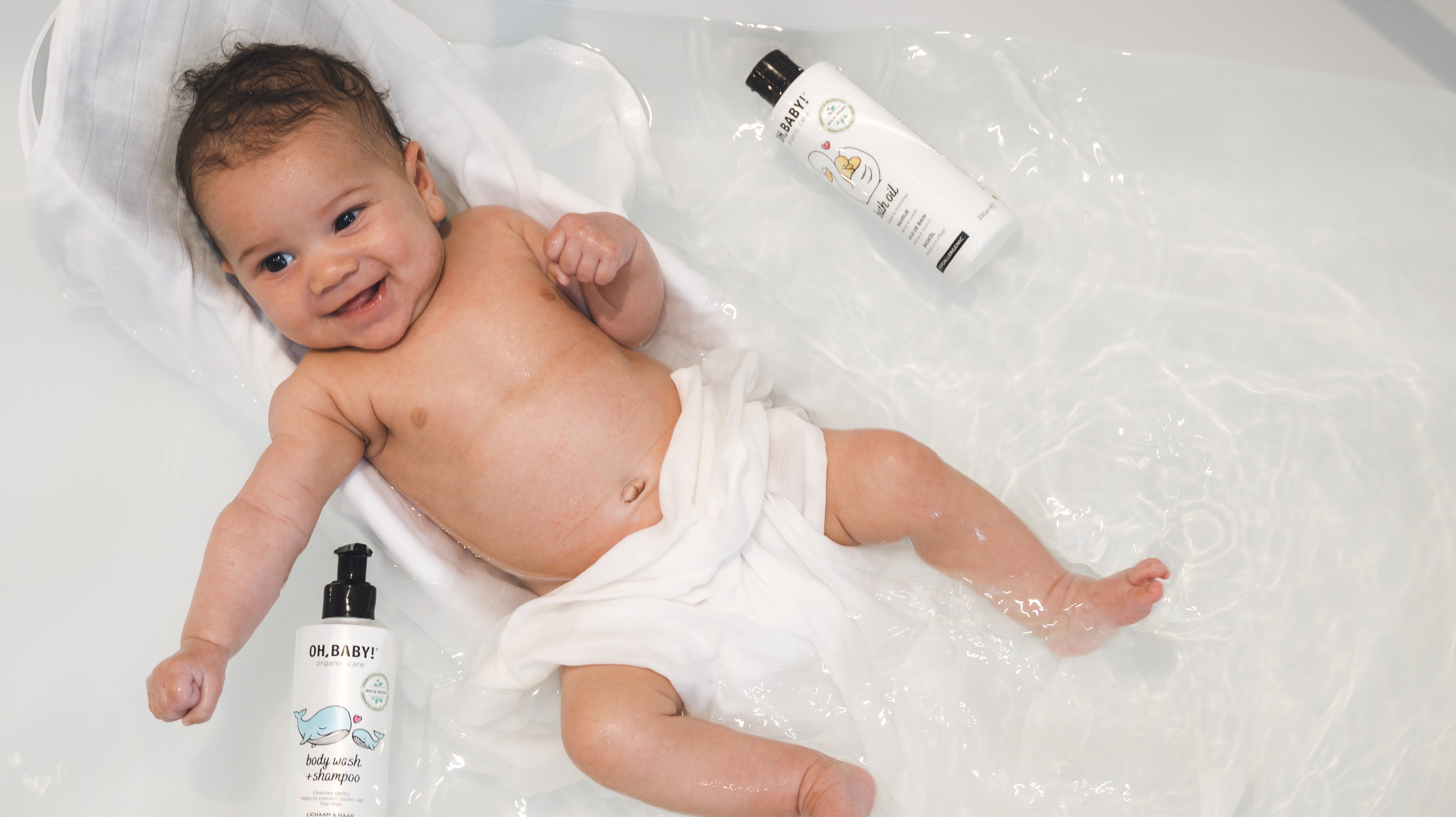 4 manieren om onze Oh, Baby! badolie te gebruiken